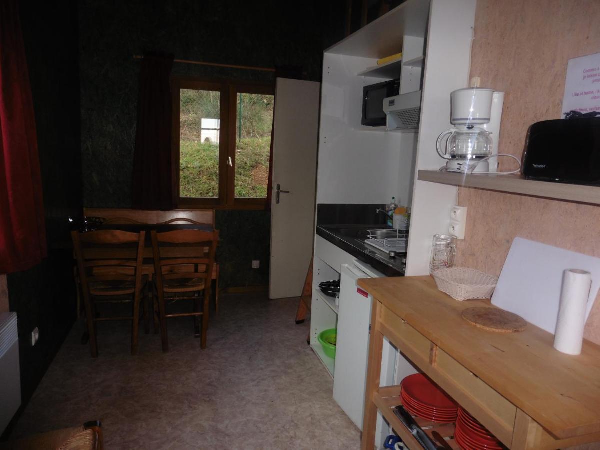 Camping Le Montbartoux Vollore-Ville Esterno foto