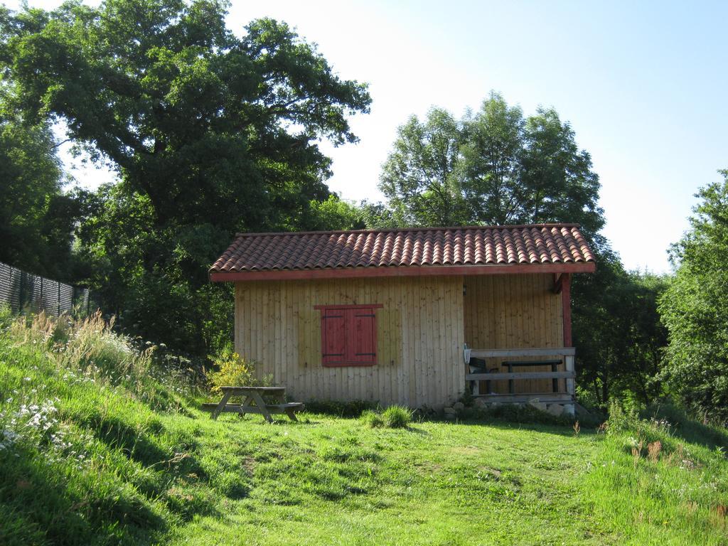 Camping Le Montbartoux Vollore-Ville Esterno foto