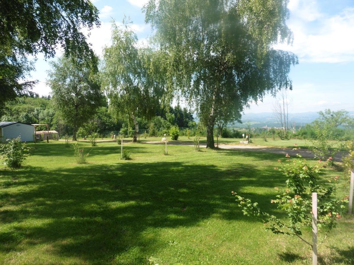 Camping Le Montbartoux Vollore-Ville Esterno foto