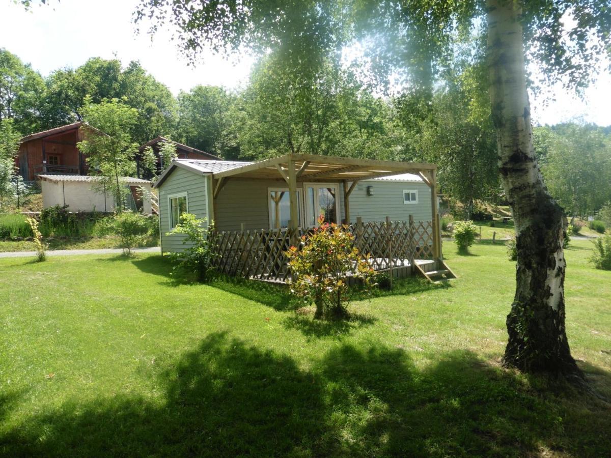 Camping Le Montbartoux Vollore-Ville Esterno foto