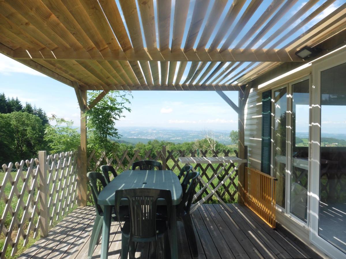 Camping Le Montbartoux Vollore-Ville Esterno foto
