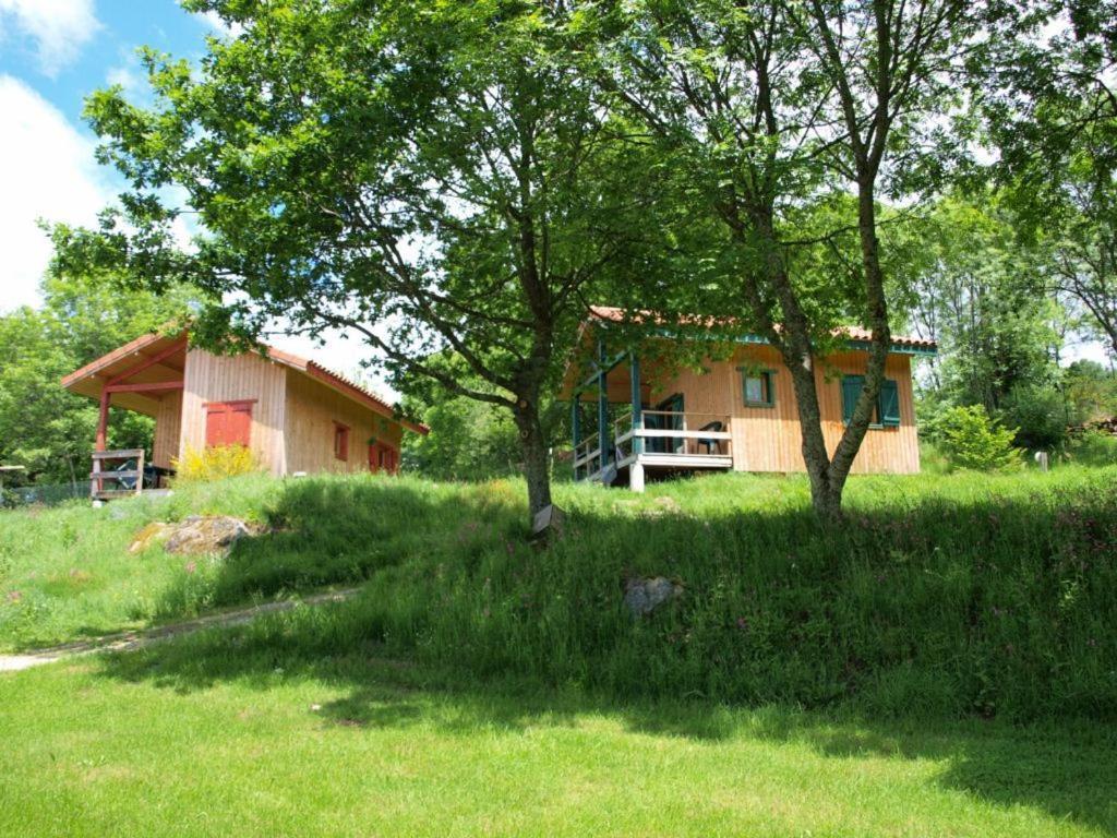 Camping Le Montbartoux Vollore-Ville Esterno foto
