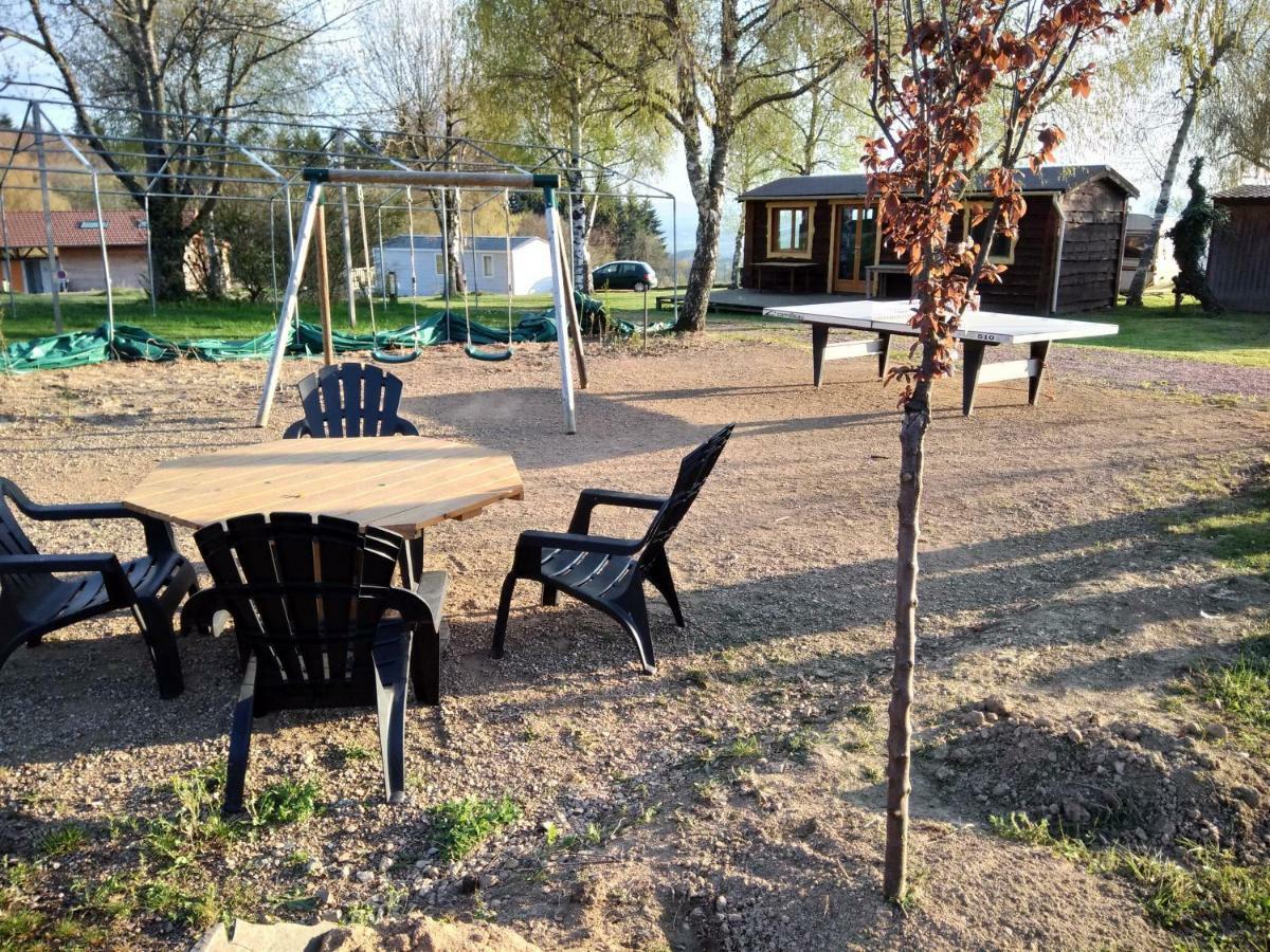 Camping Le Montbartoux Vollore-Ville Esterno foto