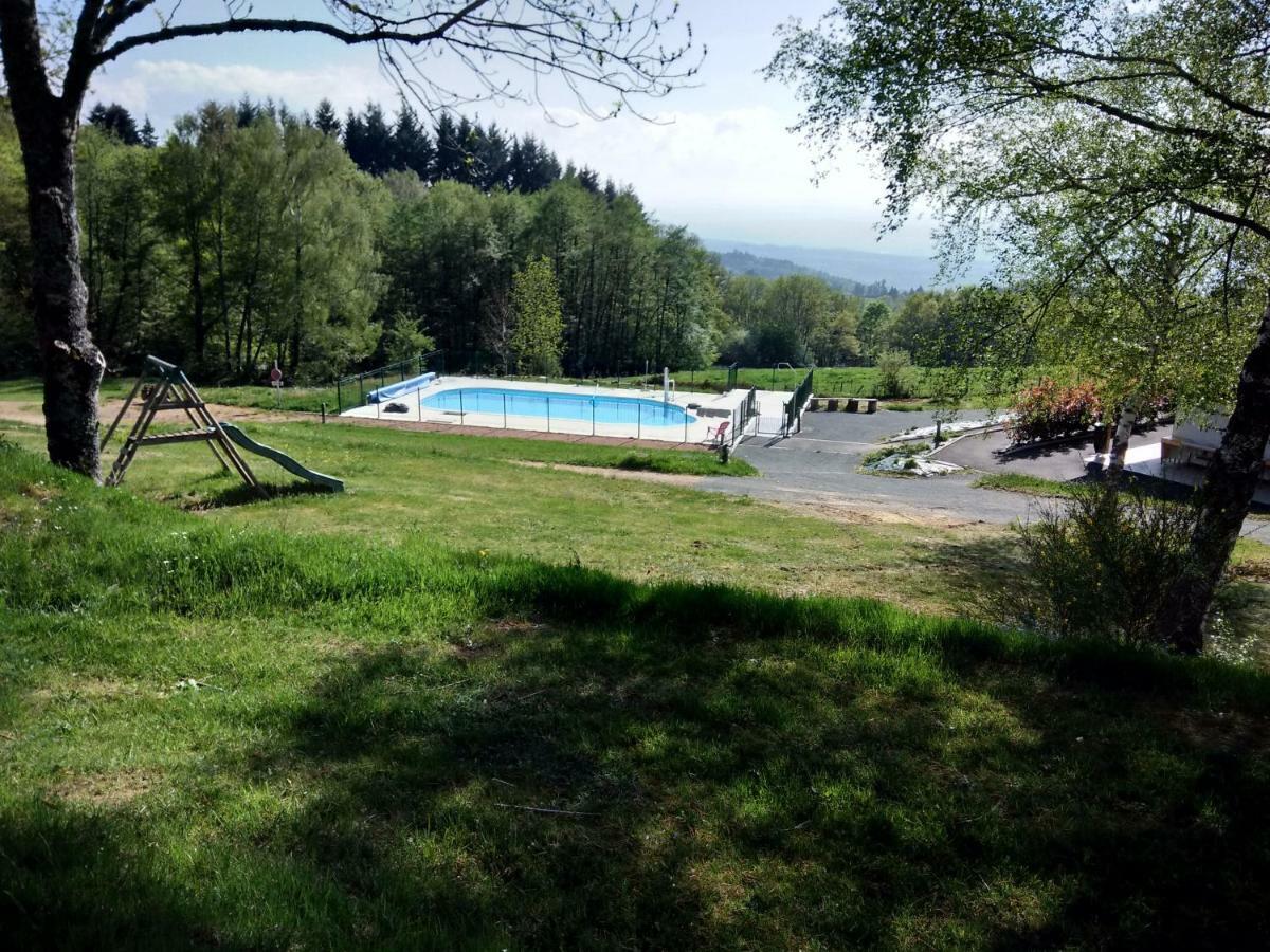 Camping Le Montbartoux Vollore-Ville Esterno foto