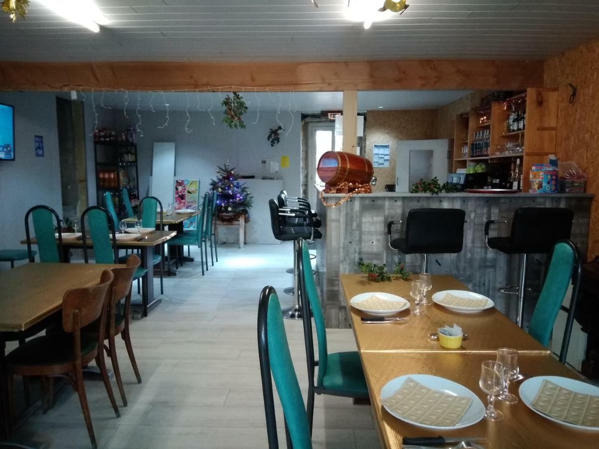 Camping Le Montbartoux Vollore-Ville Esterno foto